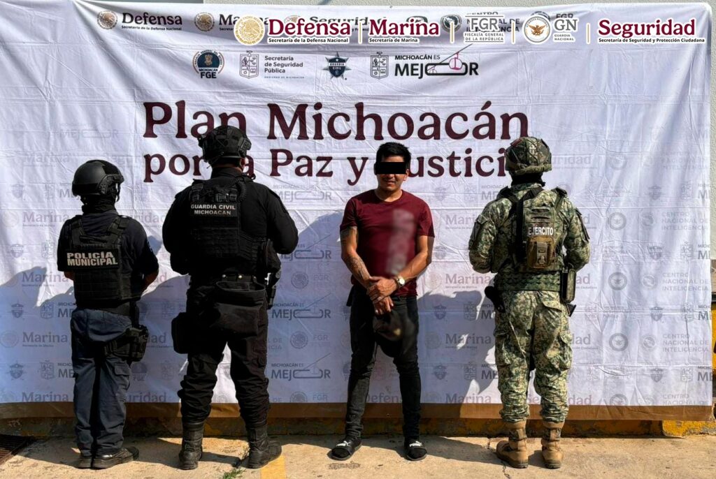 En Michoacán, detienen a 12 personas por huachicol