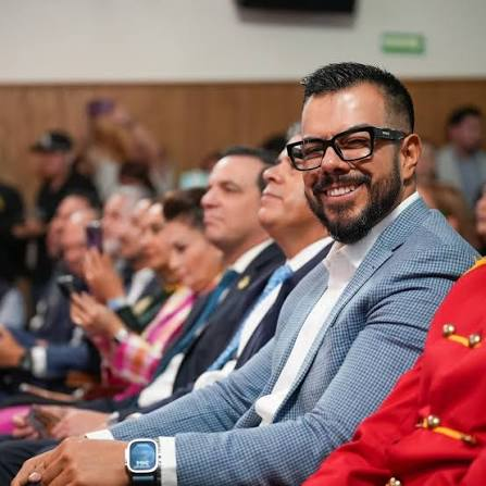 Miguel Ángel Mendiola amenazó al periodista J. Jesús Lemus. Se le responsabiliza por cualquier hecho que pudiera ocurrirle al periodista o a sus allegados.